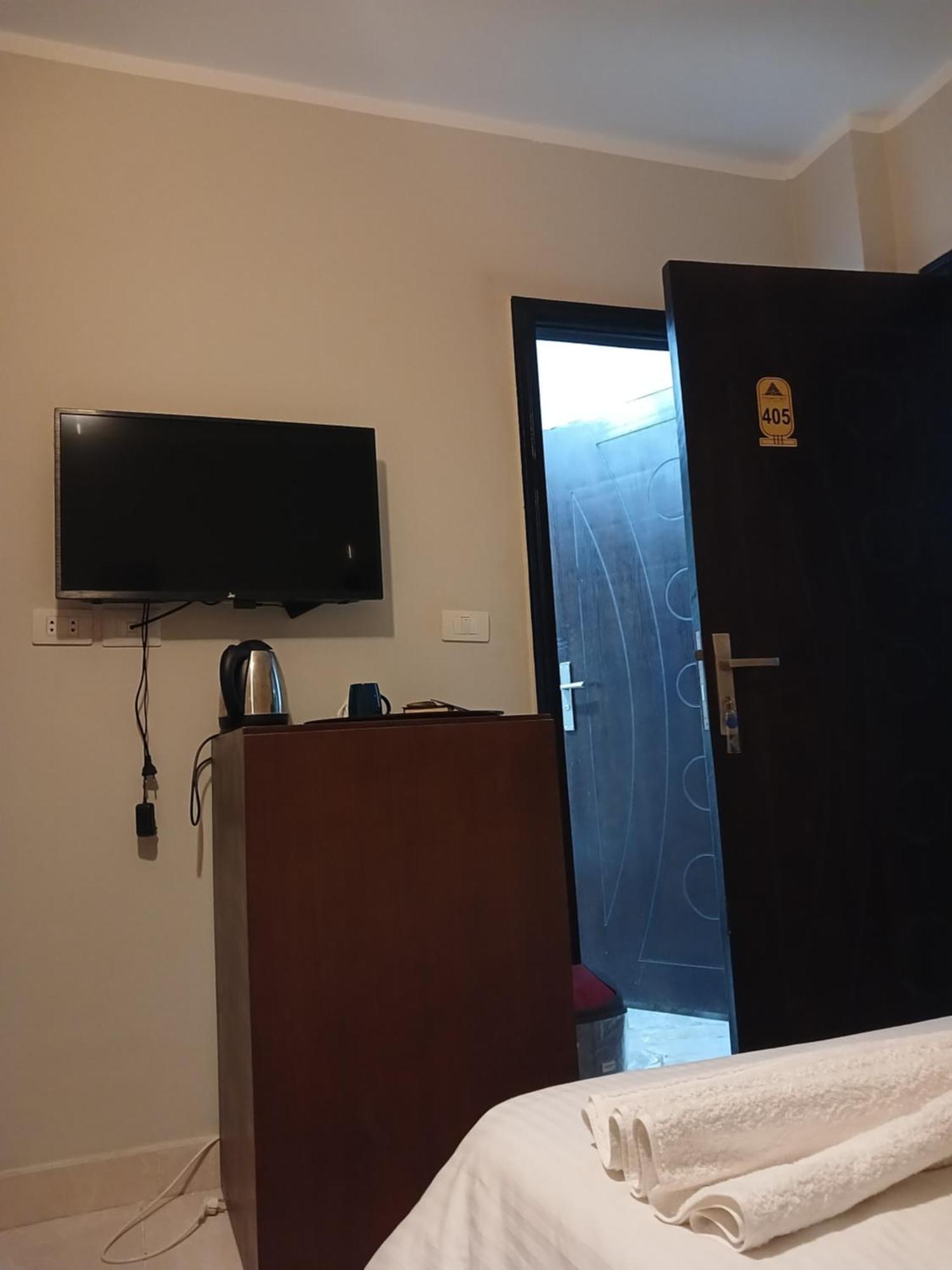 Pyramids Way Inn Kafret el-Gabal エクステリア 写真